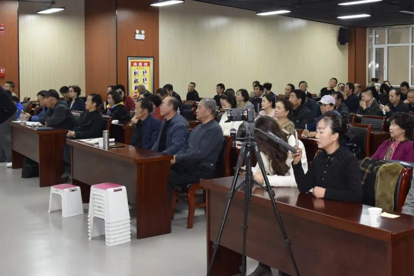 庆阳市文化馆2024年全民艺术普及器乐公益培训班顺利开班